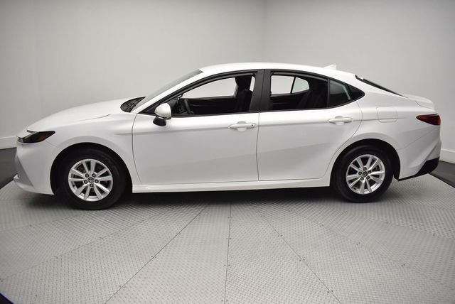 2025 Toyota Camry LE - 23012640 - 7