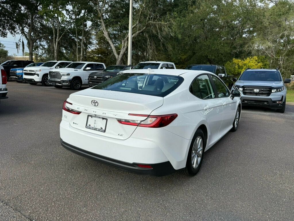 2025 Toyota Camry LE photo 9