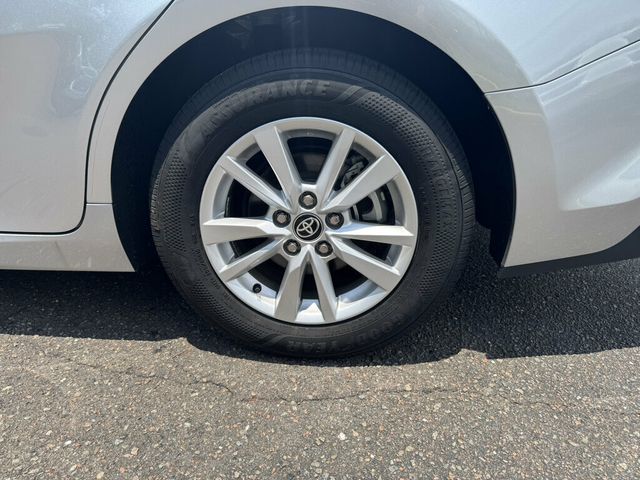2025 Toyota Camry LE - 23060141 - 8