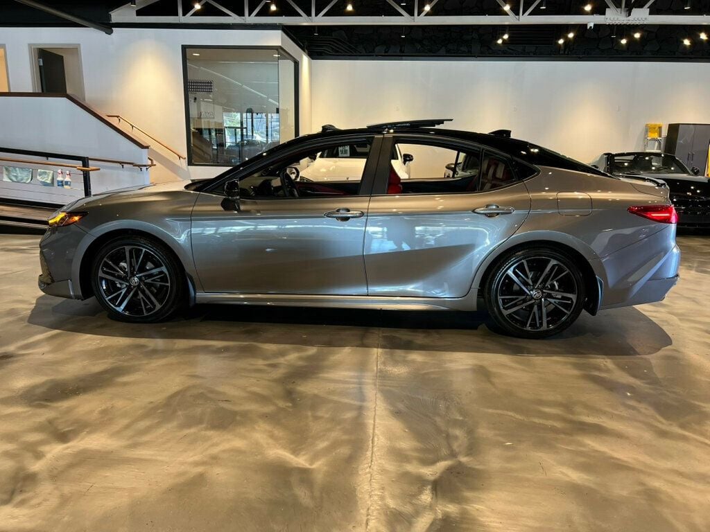 2025 Toyota Camry LocalTrade/XSE/PremiumPkg/Htd&CldSeats/PanoRoof/NAV/AdapCruise - 22933394 - 1
