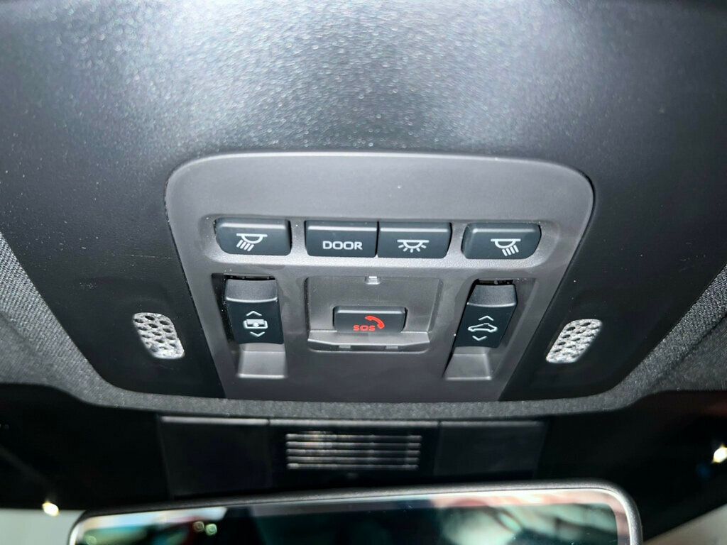 2025 Toyota Camry LocalTrade/XSE/PremiumPkg/Htd&CldSeats/PanoRoof/NAV/AdapCruise - 22933394 - 23