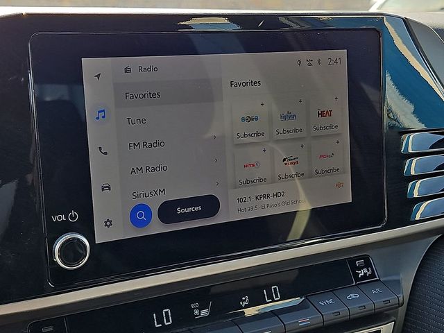 2025 Toyota Camry SE - 22985298 - 9