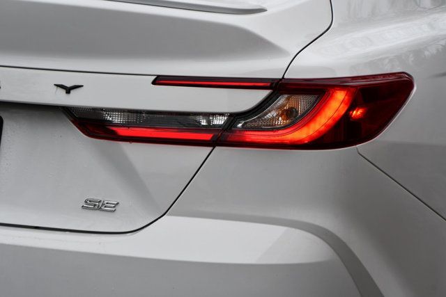 2025 Toyota Camry SE - 22971173 - 11