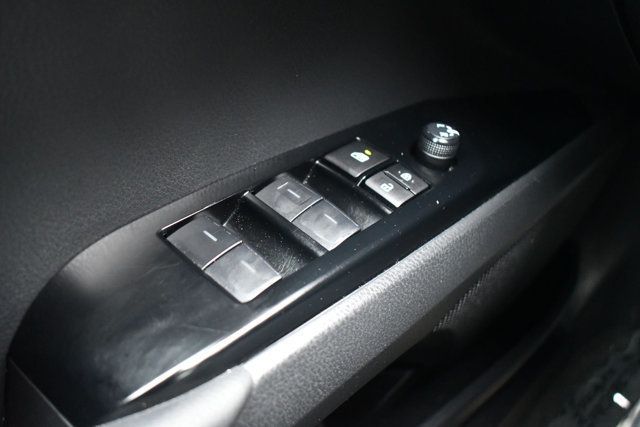 2025 Toyota Camry SE - 22971173 - 20