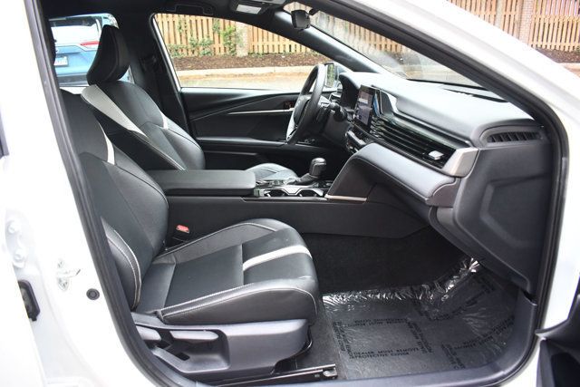 2025 Toyota Camry SE - 22971173 - 28