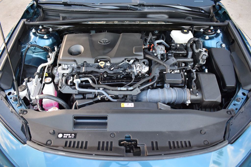 2025 Toyota Camry SE - 23094314 - 11