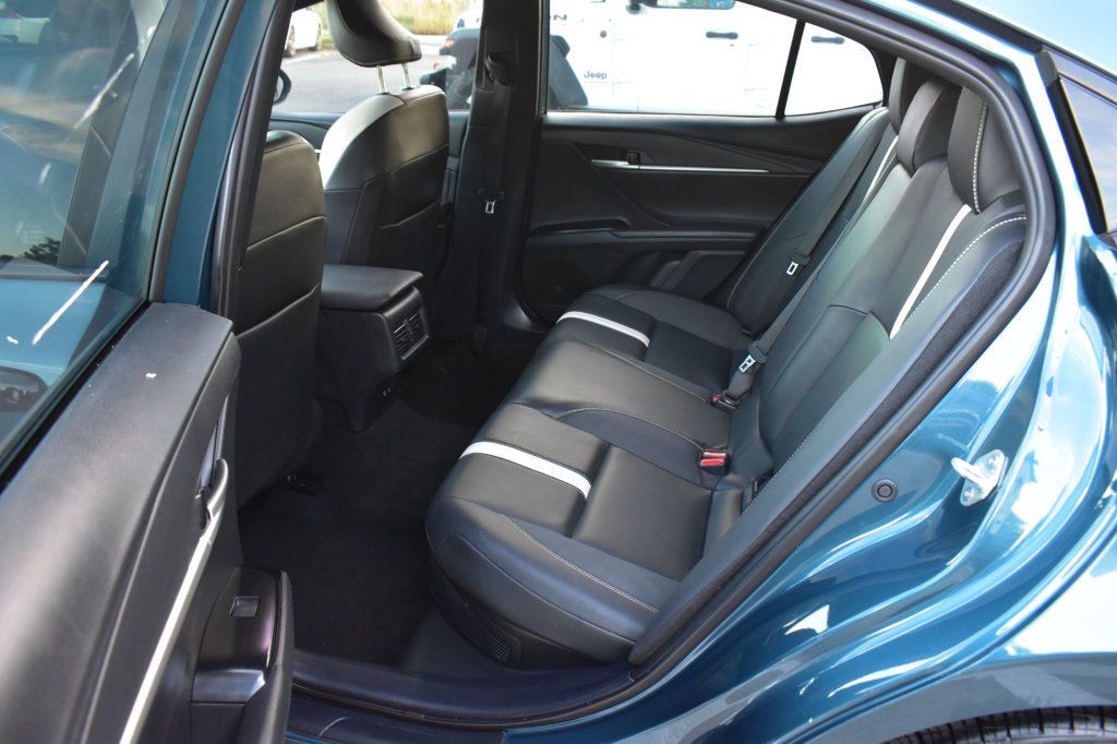2025 Toyota Camry SE - 23094314 - 18
