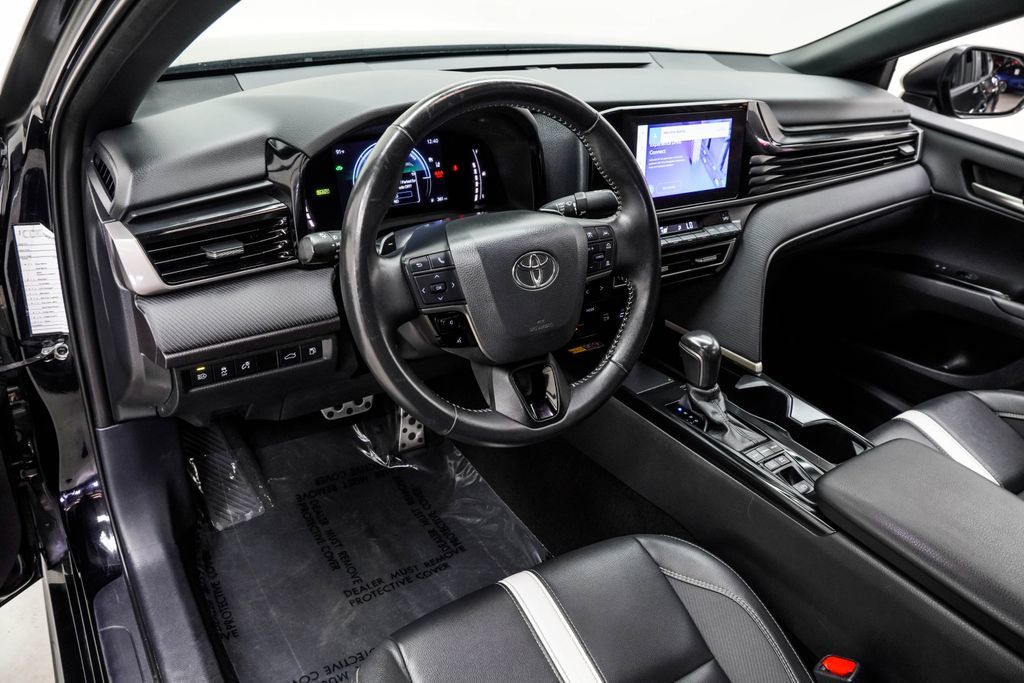 Toyota Camry photo 19