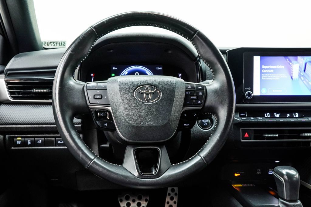Toyota Camry photo 22