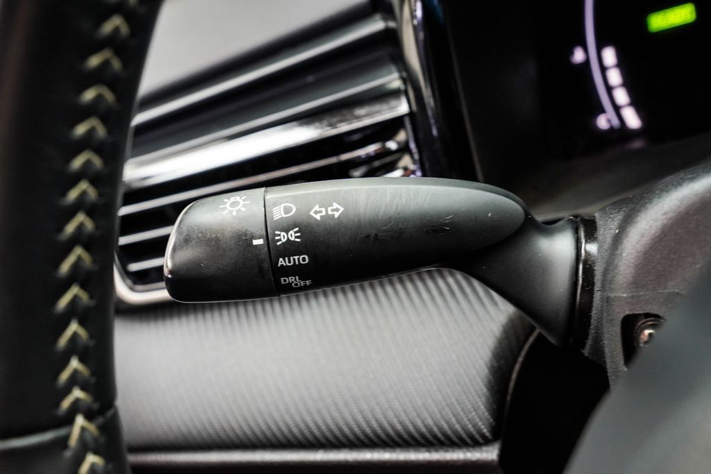 Toyota Camry photo 38