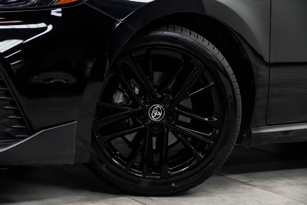 Toyota Camry photo 4