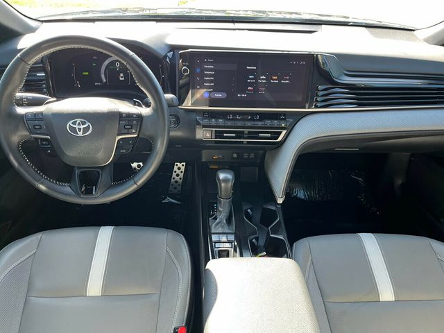 2025 Toyota Camry SE - 22929390 - 13