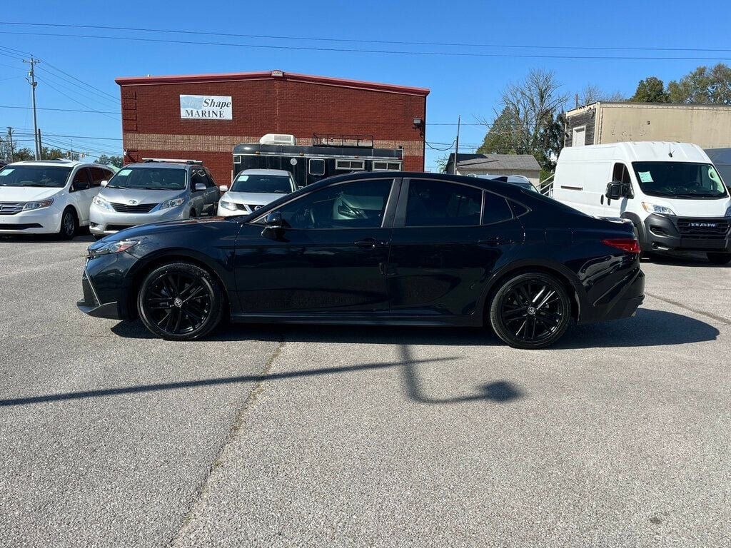 2025 Toyota Camry SE - 22962144 - 2