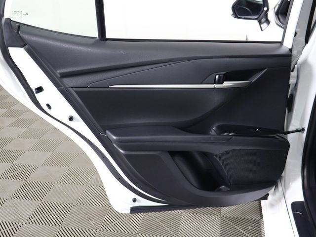 2025 Toyota Camry SE - 23081456 - 21