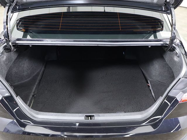 2025 Toyota Camry SE - 23039619 - 16