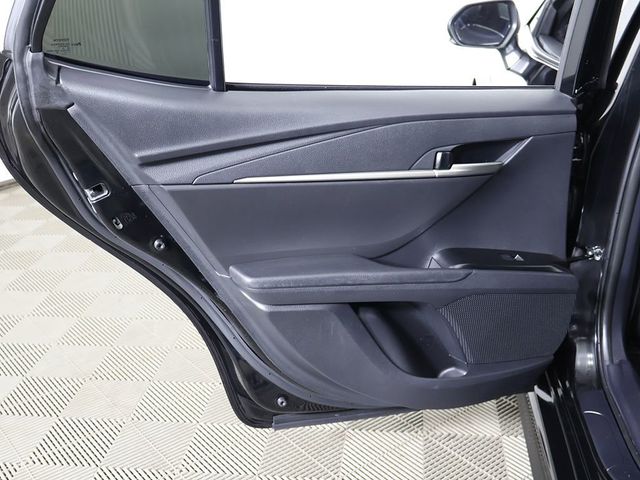 2025 Toyota Camry SE - 23039619 - 21