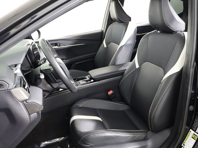 2025 Toyota Camry SE - 23039619 - 27