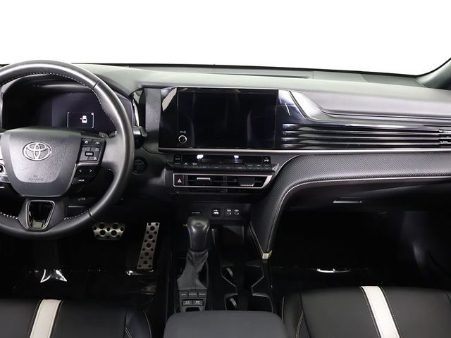 2025 Toyota Camry SE - 23039619 - 32