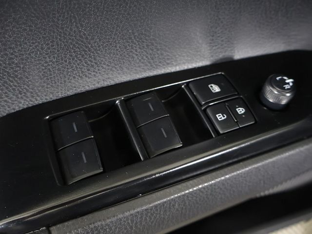 2025 Toyota Camry SE - 23039619 - 34