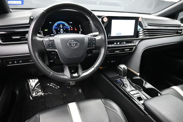 2025 Toyota Camry SE - 23062774 - 11