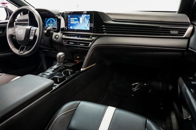 2025 Toyota Camry SE - 22951716 - 9