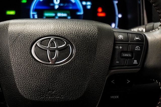 2025 Toyota Camry SE - 22951716 - 13