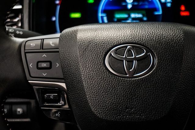 2025 Toyota Camry SE - 22951716 - 14