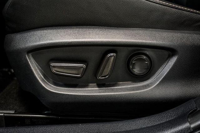 2025 Toyota Camry SE - 22951716 - 6