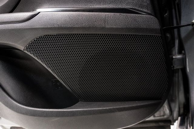 2025 Toyota Camry SE - 22951716 - 8