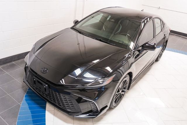 2025 Toyota Camry SE - 22981965 - 40