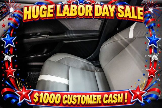 2025 Toyota Camry SE - 23069494 - 28