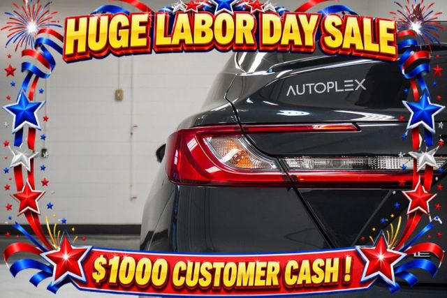 2025 Toyota Camry SE - 23069494 - 37