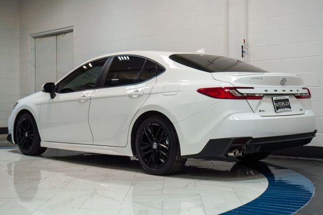 2025 Toyota Camry SE - 23071924 - 33