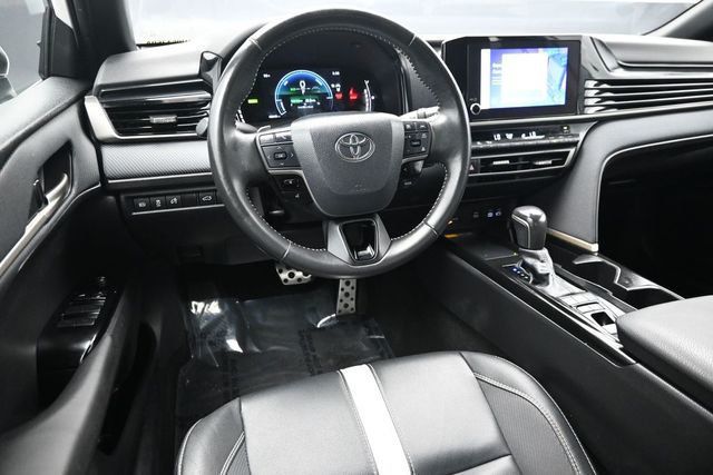 2025 Toyota Camry SE - 23031058 - 11