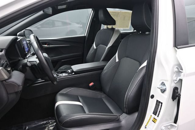 2025 Toyota Camry SE - 23031058 - 4