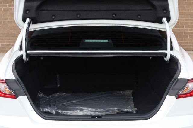 2025 Toyota Camry SE - 23087908 - 12