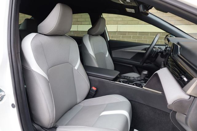 2025 Toyota Camry SE - 23087908 - 27