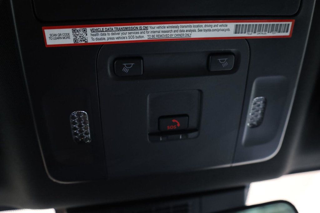 Toyota Camry photo 36