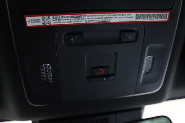 2025 Toyota Camry SE - 23087908 - 35