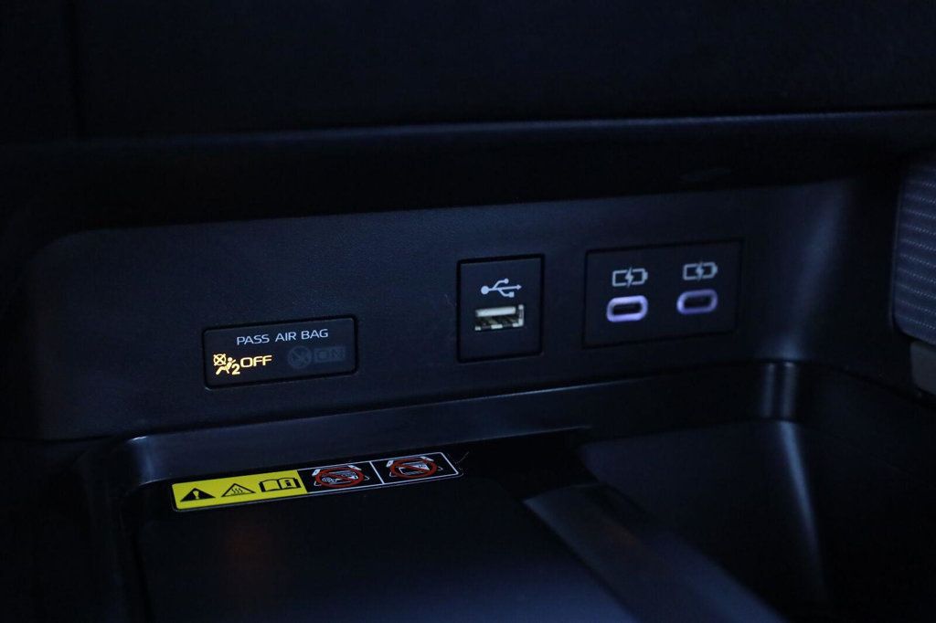 Toyota Camry photo 44