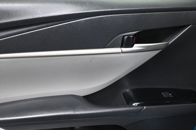 2025 Toyota Camry SE - 23041871 - 12