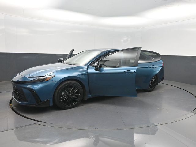 2025 Toyota Camry SE - 23041871 - 39