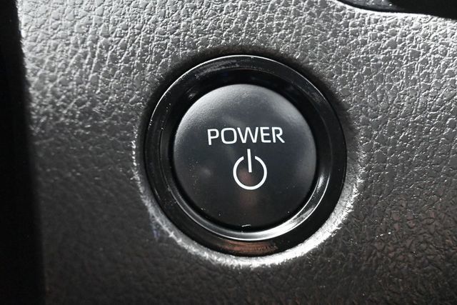 2025 Toyota Camry SE - 23051441 - 26