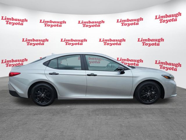 2025 Toyota Camry SE - 22921515 - 1