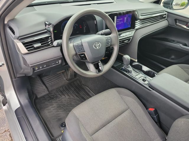 2025 Toyota Camry SE - 22921515 - 2
