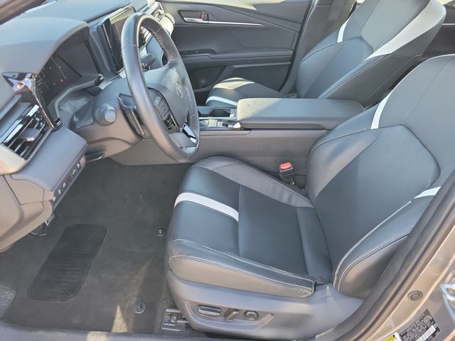 2025 Toyota Camry SE - 22960948 - 3