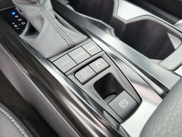 2025 Toyota Camry SE - 22961516 - 11