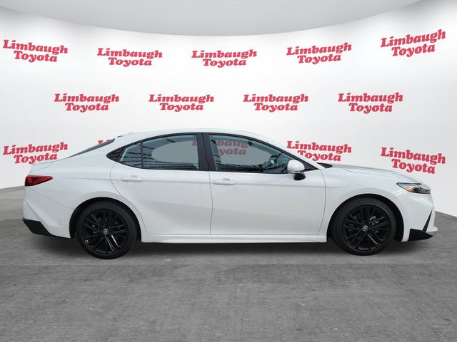 2025 Toyota Camry SE - 22961516 - 1