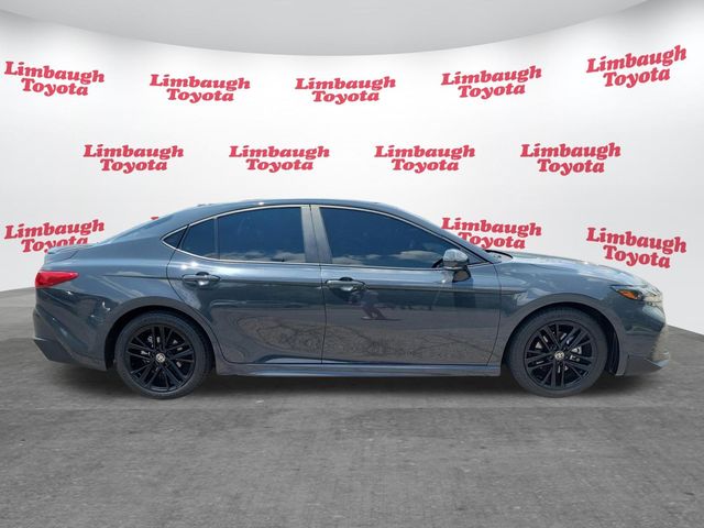 2025 Toyota Camry SE - 23034103 - 19