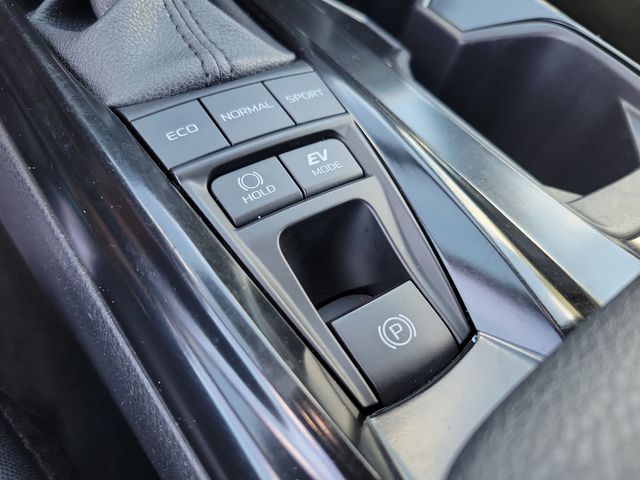 2025 Toyota Camry SE - 23073578 - 11